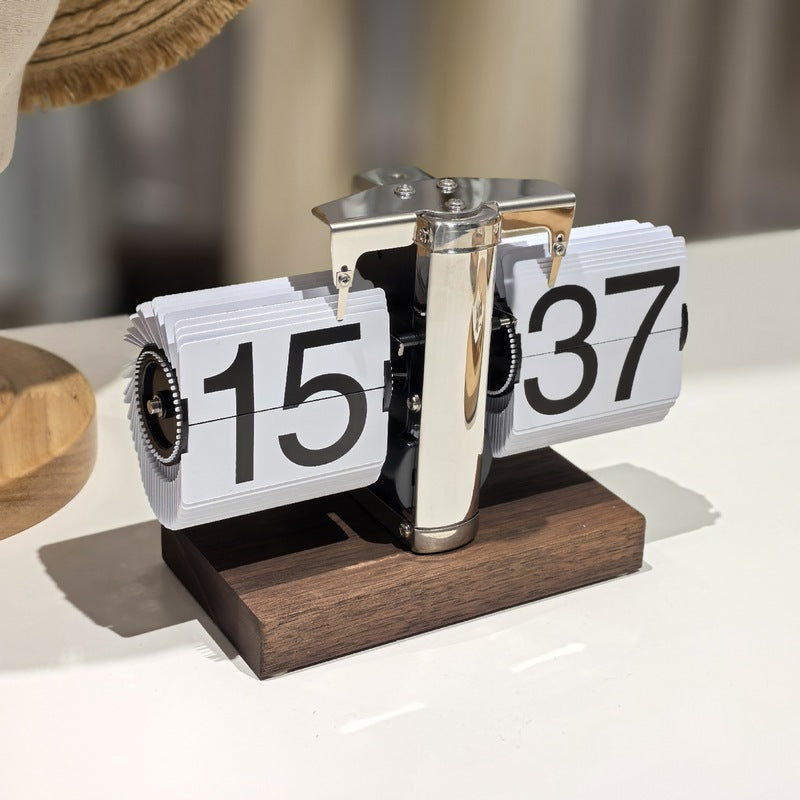 Retro flip digital clock, battery - powered mechanical clock for home & office decor